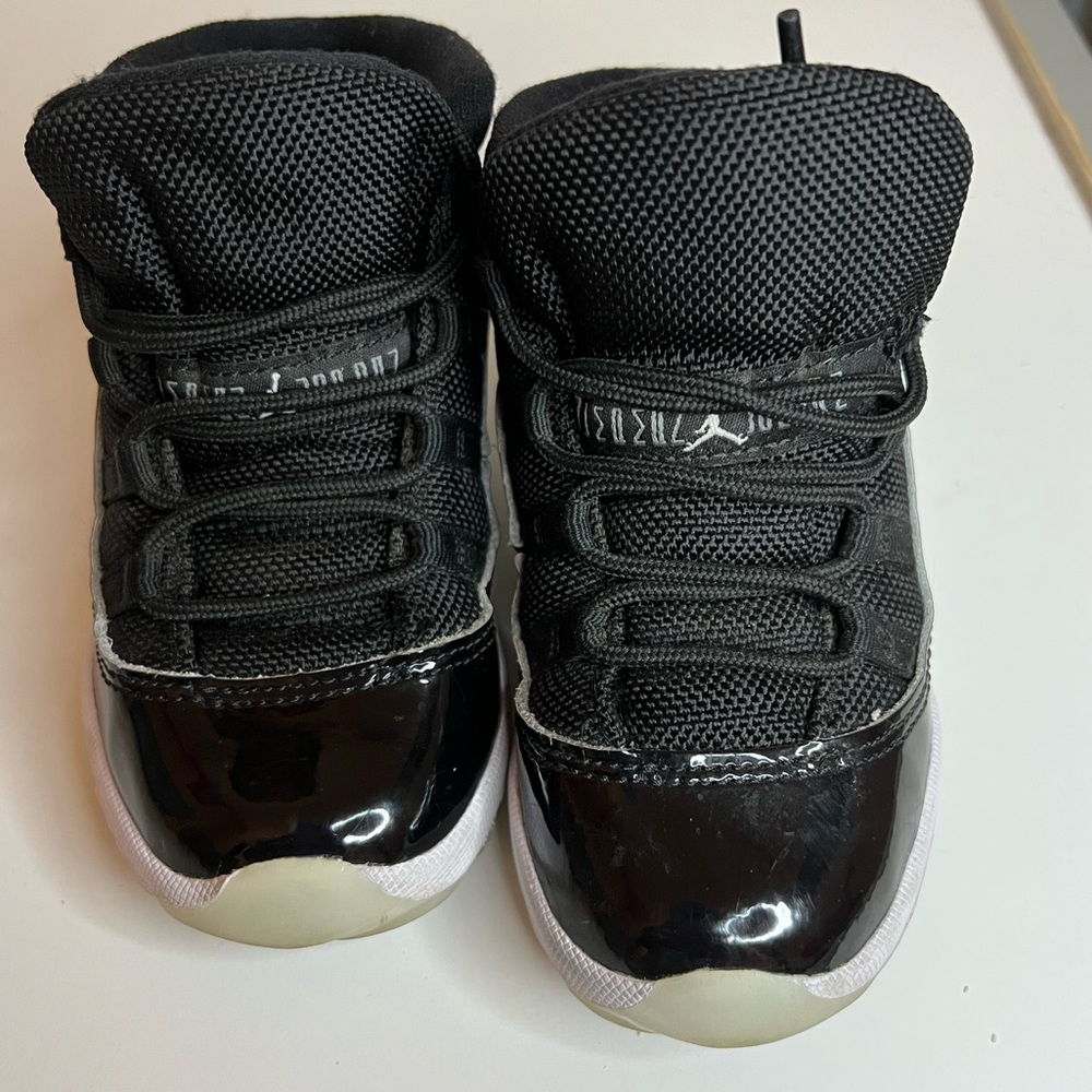 Jordan 11 Retro Jubilee size 9C toddler
